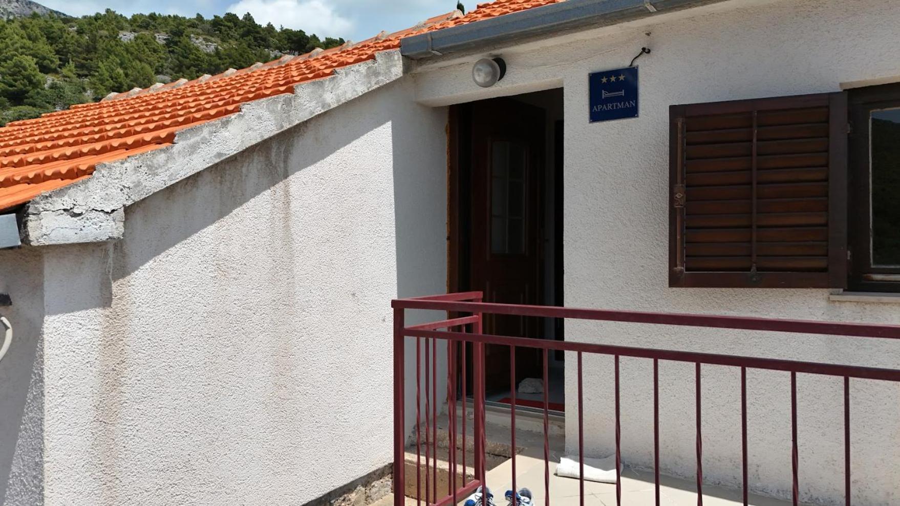 Apartman Bernardica Bol Exterior foto